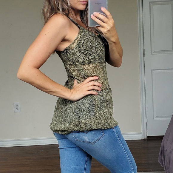 Pins and needles paisley lace top - Picture 7 of 9